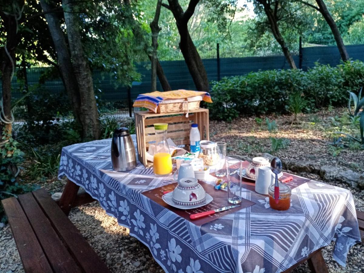 L'Atelier Bed & Breakfast Saint-Maximin  Dış mekan fotoğraf
